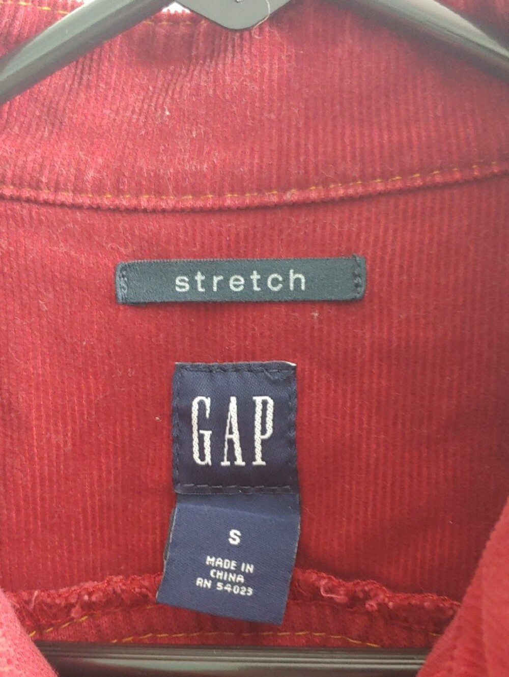 Vintage Y2K Gap Jacket Women's Red Corduroy Button Trucker Size S - Picture 2 of 7